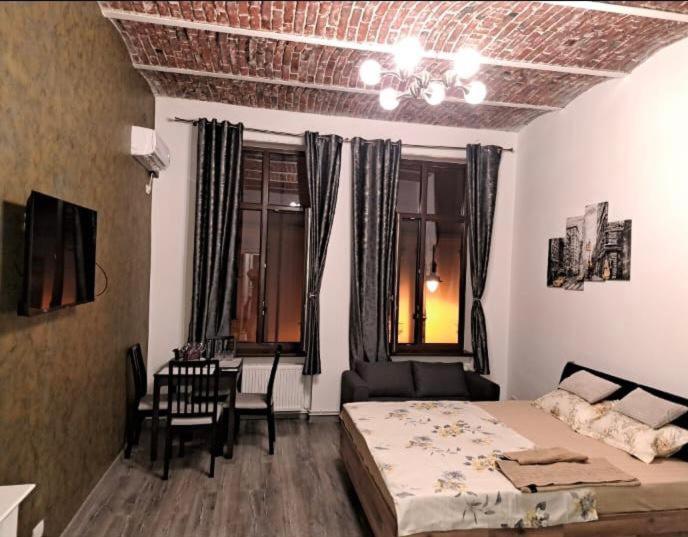 Bistro Centru Vechi Craiova Hotel Luaran gambar