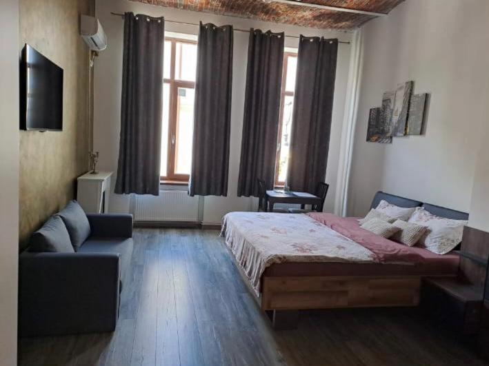 Bistro Centru Vechi Craiova Hotel Luaran gambar